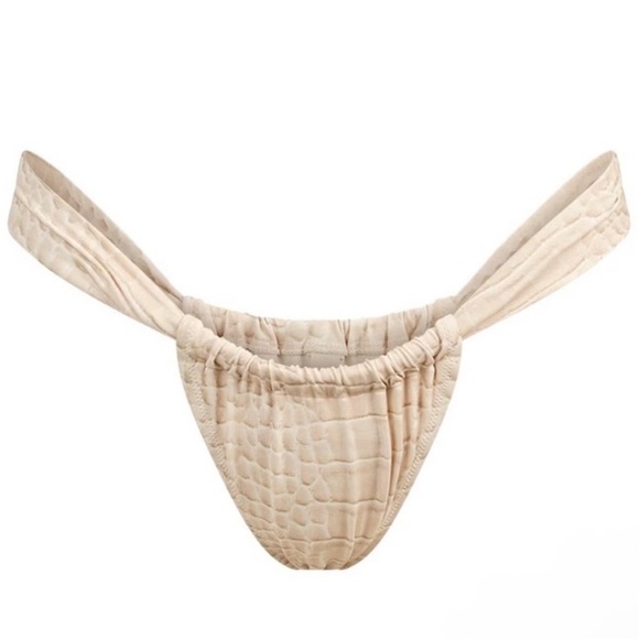 SKIMS NWT Signature Swim Ruched Thong Bottom in Dune Crocodile Print; Size M - Picture 1 of 10